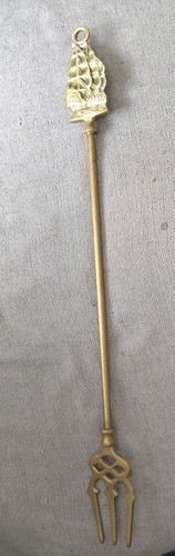 Vintage toasting fork solid - vintage,