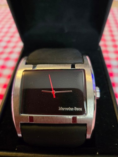 Merces benz quartz watch - merces-benz, dial