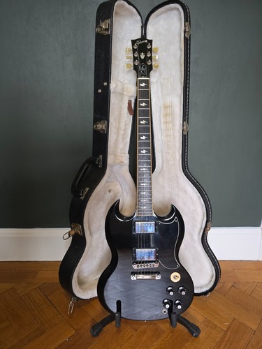 Angus young signature ebony - signature, sg