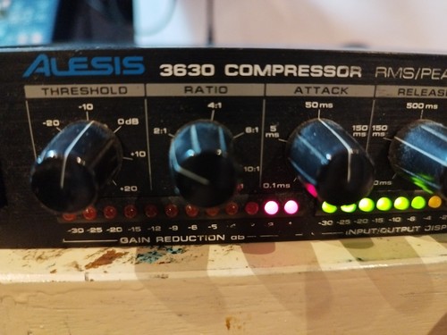 Alesis 3630 rms peak - alesis, rms/peak
