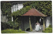 KENT - TIMBER PORCH, COLLEGE ALMSHOUSES, COBHAM Leather Bottle Postcard