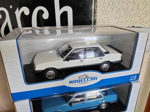 Boxed model car - model,