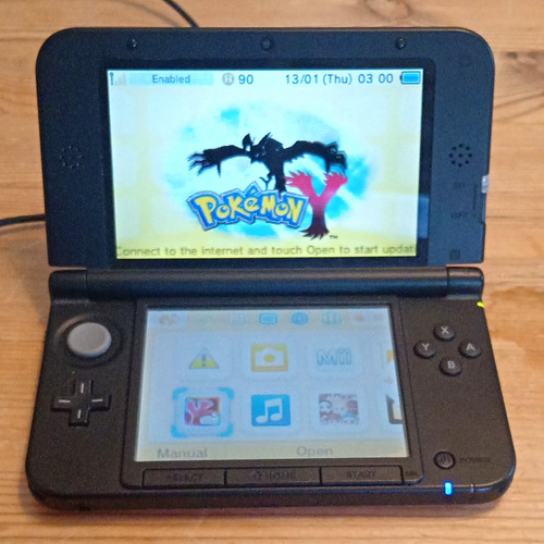 Nintendo 3ds red black 3d - red/black,