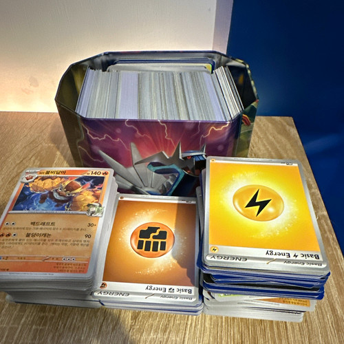Pokémon tcg kyogre tin - kyogre,