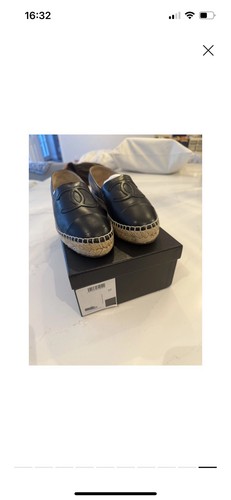 Chanel black leather - chanel,