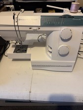 Husqvarna Viking Emerald 118