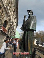 PHOTO  SHERLOCK HOLMES ON