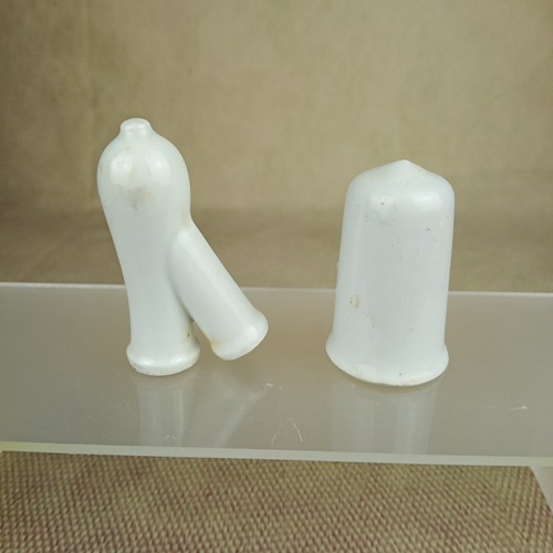 Vintage small pair ceramic - ⭐,