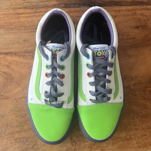 Vans disney pixar - pixar, story