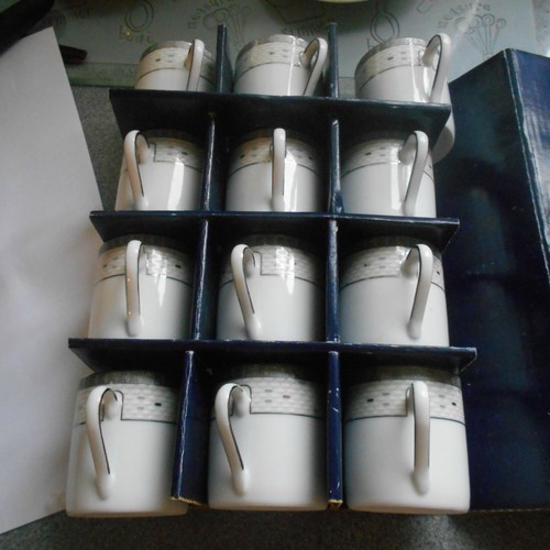 Modern classic porcelain - 12,