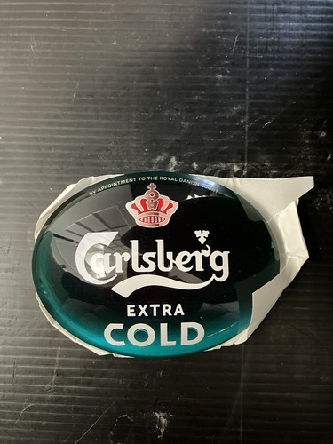 Carlsberg beer pump badge oval - pump,
