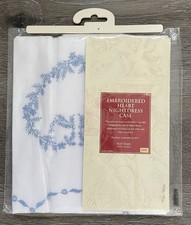 PASTIMES WHITE AND BLUE
