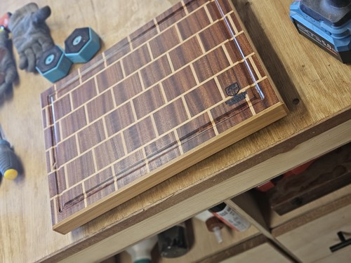 Brick work pattern sapele - work,