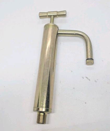 Sump pump and threaded plug - threaded,