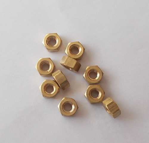 Brass nuts 10 - 5, total