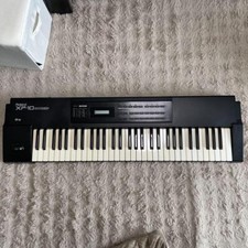 Roland XP-10 Synthesizer Black keyboard Music Instruments