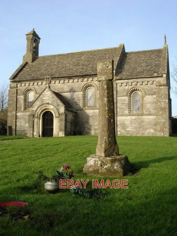 Photo tresham church - photo,