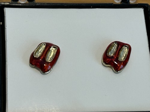 Dorothy ruby red slippers stud - ruby,