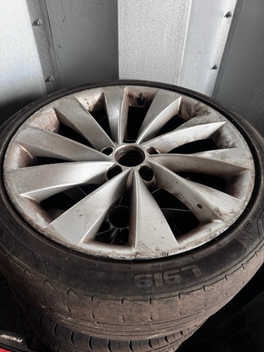 Genuine inch volkswagen - 18-inch,