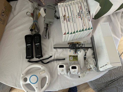 Nintendo wii white console - nintendo,