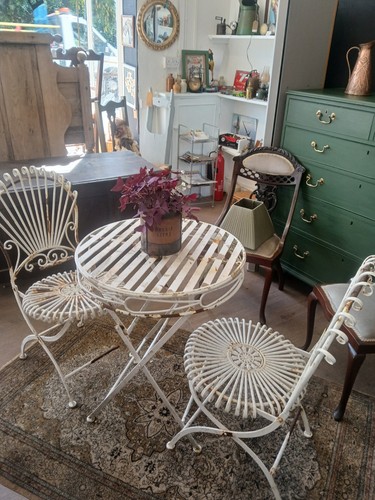 French style garden - bistro, set