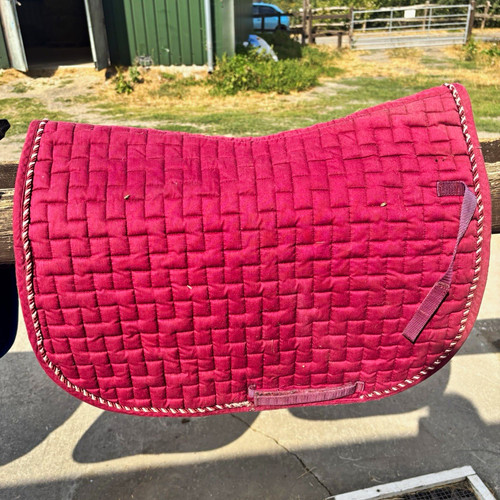 Red quilted horse saddle pad - horse,