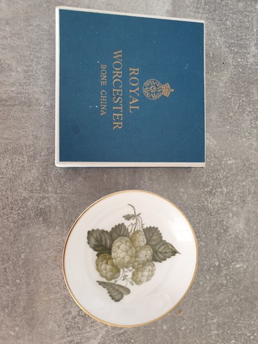 Royal worcester mathon tinket - royal,