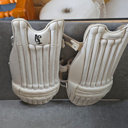 Kookaburra cricket batting - ,