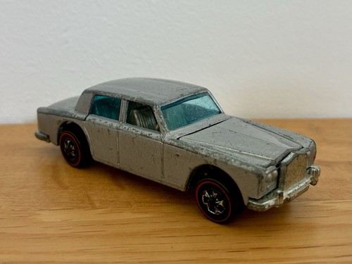 Hot wheels rolls - hot,