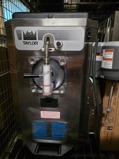 Taylor 430-40 Milkshake, Slushy, Iced Coffee Machine and mixing spindle
