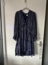 Apricot V Neck Tiered Navy