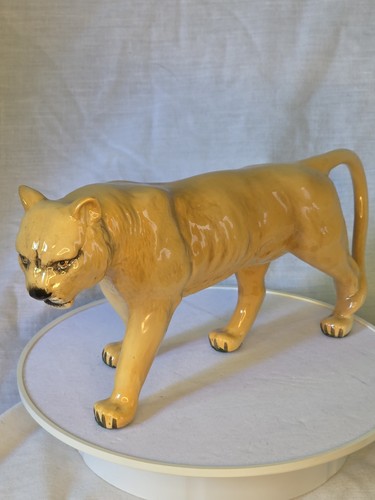 Beswick england lioness - beswick,