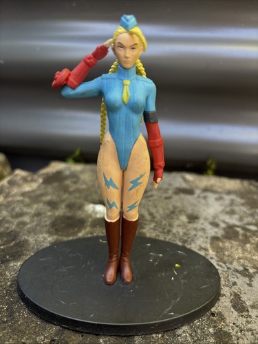 Street fighter figurine - street,