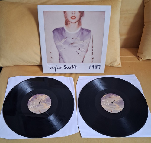 Taylor swift vinyl record 1989 - swift,