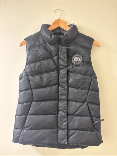 Woman canada goose - goose, body