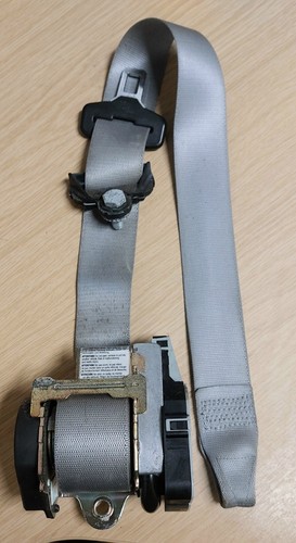 Mercedes clk w208 seat belt - mercedes,