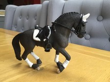 Schleich Horse Friesien Dressage stallion & tack 2018