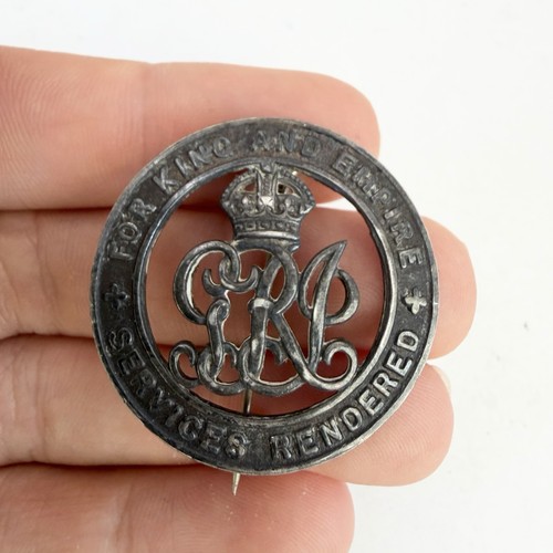 Genuine ww1 silver war badge - genuine,