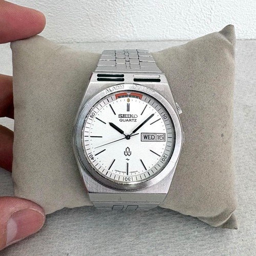 Excellent condition battery - condition,,