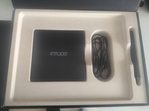 Wacom intuos graphic pen - wacom,