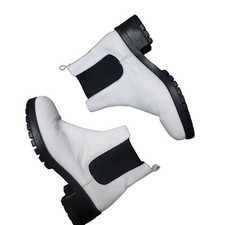 Urban Outfitters Womens 7