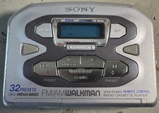 SONY WALKMAN  WM-FX493 FM/AM