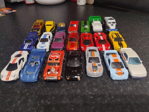 Hot wheels matchbox - hot, job