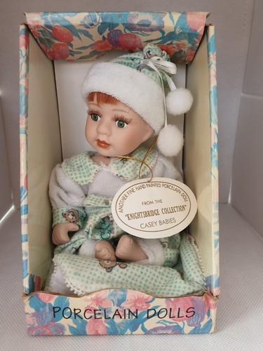 Fine hand painted porcelain - painted,