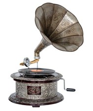 Antique style gramophone