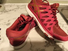  Womens Asics Gel-Fit Tempo 2