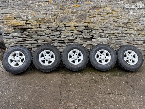 Land rover defender - land,
