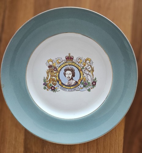 Queen elizabeth 1977 - queen,