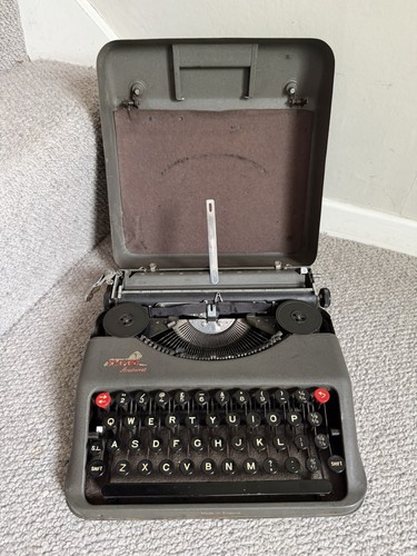 Vintage empire aristocrat - vintage,