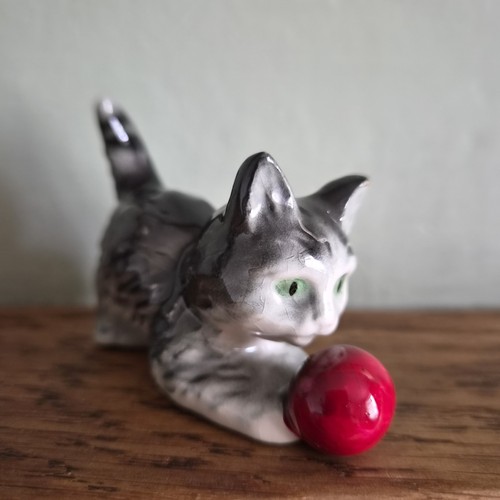 Vintage goebel cat - vintage,